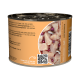 Dose Katzenfutter mit Fleischstücken und Beeren, Fütterungsempfehlung 3,7-7 %, QR-Code für detaillierte Fütterungsanleitung.