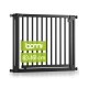 Schwarzes Haustiersicherheitsgitter mit verstellbarer Breite von 63-161 cm, mit dem Markennamen 'bomi' in grüner Schrift.