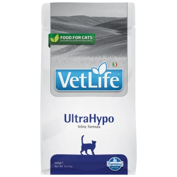 Opakowanie karmy dla kotów VetLife UltraHypo z niebieskim logo, zieloną etykietą dla specjalnych potrzeb dietetycznych i sylwetką kota.