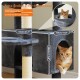 Grauer Kratzbaum mit orange getigertem Kater in der Höhle; sichtbarer Text 'Extra großes 3‑Tür‑Katzenhaus'; Maße 55 cm/21,7", 30 cm/11,8".