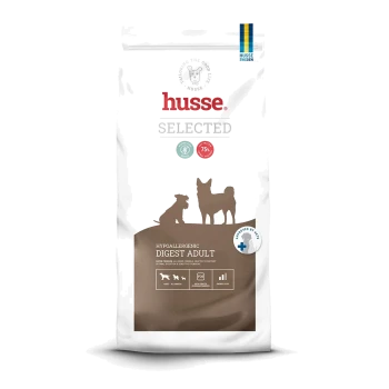 Hundfutterbeutel mit der Aufschrift "Digest" von Husse, mit einem Cartoon-Hund-Logo, glutenfreiem Symbol und Nährwertangaben: 23% Protein, 72,5% tierisches Protein.