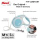 Eine blaue und weiße "NEW COMFORT" Flexi-Hundeleine für Hunde bis 25 kg, mit verstellbarem Griff und robustem Riemen, 5 Meter lang.