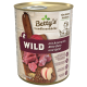 Dosen-Hundefutter "Betty's Landhausküche" mit Wildfleisch, Amaranth, Rote Beete und Apfel. Etiketten: "Erwachsene Hunde," "Keine Zusatzstoffe," "Einzelprotein."