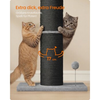 Zwei Katzen auf einem hohen schwarzen Sisal-Kratzstamm mit grauem Sockel; sichtbarer Text: 'Extra dick, extra Freude' und '17 cm'.