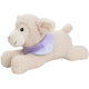 Un jouet en peluche doux en forme d'agneau avec un visage souriant et une écharpe lavande présentant un design de lotus blanc, allongé sur le ventre.
