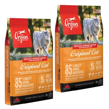 Deux sacs de nourriture pour chats Orijen Original avec un chat gris sur le devant, mettant en avant "85% d'ingrédients animaux de qualité" et "régime wholeprey."