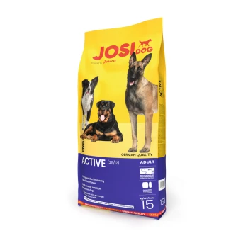 Hundefuttertüte mit der Aufschrift 'JOSI DOG ACTIVE', die Bilder von drei Hunden (einem Belgischen Malinois, einem Rottweiler und einem Mischling) zeigt.