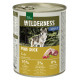 Karma w puszce dla psów oznaczona "Wilderness Pure Duck", z wilkiem na tle lasu. Zawiera 95% kaczki, 5% owoców i ziół, 0% dodanych zbóż.