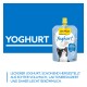 GimCat Yoghurt Katzenbeutel mit Löffel Joghurt und Katzenfoto; großer 'YOGHURT'-Schriftzug und Aufkleber 'aus 95% Vollmilch'.