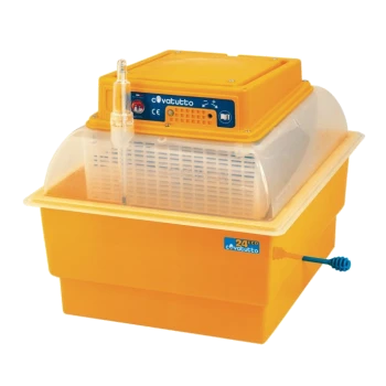 Gelbes Inkubator mit transparentem Deckel und Steuerpanel, entworfen zum Ausbrüten von Eiern, mit einem Wasserreservoir und Belüftungssystem.