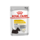 Royal Canin Dermacomfort Hundefutterbeutel, 85g, mit der Silhouette eines schwarzen Scottish Terriers, der eine reduzierte Allergenformel für alle Größen bewirbt.