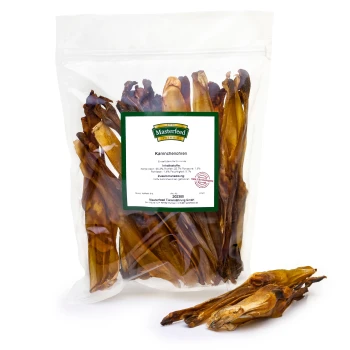 Kaninchenohren 500 g Getrocknete Kaninchenohren in einer klaren Tüte mit dem Etikett "Masterfeed Premium Kaninchenohren", mit sichtbaren Zutatenangaben und Nährwertinformationen.