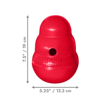 Rood KONG-traktatiespeelgoed met middengat, in reliëf 'KONG'; 7,5"/19 cm hoog, 5,25"/13,3 cm breed
