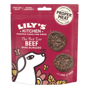 Lily's Kitchen Hundefutterverpackung für "Die besten Mini-Burger aus Rindfleisch", mit einem Hund, Schmetterlingen und natürlichen Zutaten.