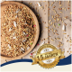 Eine Holzschüssel mit gemischten Samen, darunter Sonnenblumenkerne, auf einer Holzoberfläche mit einem goldenen Abzeichen "Beste Qualität" und "10 Jahre."