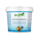 Eimer mit Stiefel Organic-Mineral-Pferdeergänzung, mit einem Pferdebild, mit Text, der organische Spurenelemente und eine getreidefreie Formel hervorhebt.