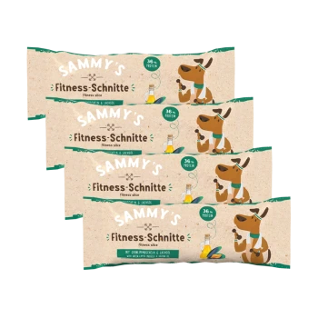 Cztery opakowania przysmaków dla psów "Sammy's Fitness-Schnitte", z rysunkowym psem trzymającym przekąskę, z wyraźnym napisem "36% Protein."