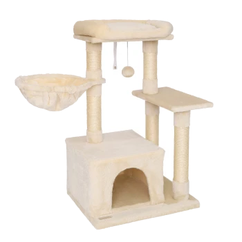 Cremefarbener Kratzbaum für Katzen mit mehreren Ebenen, einer gemütlichen Hängematte, Kratzpfosten und einem hängenden Ballspielzeug.