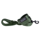 Grüne Hundeleine mit einem strukturierten Design und einem schwarzen Clip, mit einem DOOG-Logo-Patch.