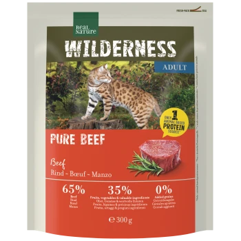 Real Nature Wilderness Adult Pure Beef Katzenfutterbeutel mit Wildkatze und Rindfleischbild, 65% Rind, 35% Obst/Gemüse, 0% Getreide