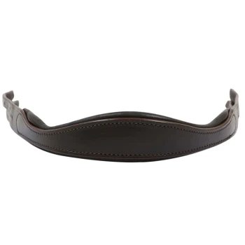 Brauner Lederhundehalsband mit glatter Oberfläche und kontrastierenden Nähten, vor einem weißen Hintergrund präsentiert.