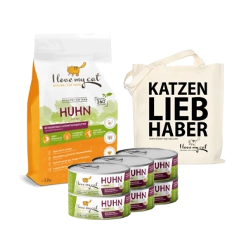 Eine Tüte "Ich liebe meine Katze" Hundefutter und vier Dosen, mit einer Tragetasche, auf der "KATZEN LIEB HABER" steht.