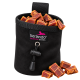 Schwarze Haustier-Zubehörtasche mit Kordelzug, mit dem tierlando-Logo und dem Text "Hundebetten und mehr..."