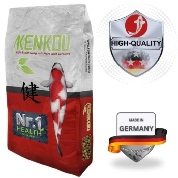 Kenkou Koi-Futterbeutel mit einem roten und weißen Koi-Fischdesign, beschriftet mit "Nr.1 HEALTH sinkend," mit "HOCHWERTIG" und "HERGESTELLT IN DEUTSCHLAND" Abzeichen.