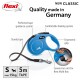 Blaue flexi Hundeflexileine mit ergonomischem Griff, 5m Band, für Hunde bis 15kg. Hergestellt in Deutschland; enthält optionalen Multi Box Slot.