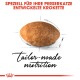 Bild eines Krokettenfutters, das für Perserkatzen entwickelt wurde, mit dem Text 'SPEZIELL FÜR IHRE PERSERKATZE ENTWICKELTE KROKETTE' und 'maßgeschneiderte Ernährung.'