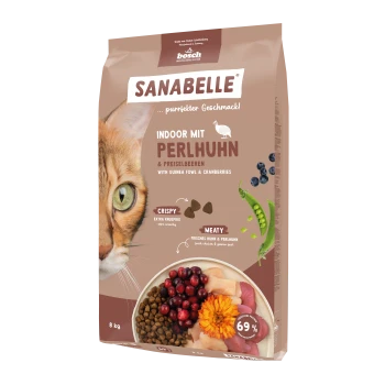 Sanabelle Indoor Katzenfutter mit Perlhuhn & Cranberries, knusprig und fleischig, 8 kg Beutel, 69 % tierisches Protein.