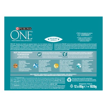 Verpackung von Purina ONE Katzenfutter, mit einem türkisfarbenen Hintergrund, der Vorteile für die Verdauungsgesundheit, Haut und Fell auflistet, mit Text auf Deutsch.