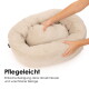 Beiges Cord-Rundbett für Haustiere, Hände richten das Innenkissen; sichtbarer Text: „Pflegeleicht“ und „Einfache Reinigung“.