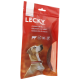 Emballage rouge pour les bâtonnets de boeuf Lecky pour chiens, présentant un chien, un texte multilingue et des icônes pour 100% naturel et faible en gras.