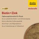 Ergänzungsmittel für Pferde mit der Aufschrift "Biotin + Zink", das Vorteile für die Hufqualität, Hautprobleme und Fellveränderungen hervorhebt.