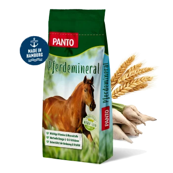 PANTO Pferdefutterbeutel mit einem braunen Pferd, mit Text, der Vitamine, Mineralien und Omega-3 & 6 Fettsäuren hervorhebt.