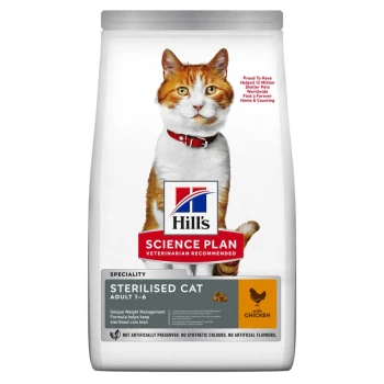 Tüte mit Hill's Science Plan Katzenfutter, die eine rote Katze auf der Vorderseite zeigt, beschriftet 'Sterilised Cat Adult 1-6' mit Huhn.