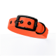 Helle orangefarbene Hundehalsband mit einer schwarzen Schnalle und Löchern zur Anpassung, mit dem Text "THE DOG IDEA."