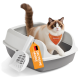 Katze in grauer Katzentoilette trägt ein orangefarbenes Bandana mit der Aufschrift 'feandrea', dazu Schaufel und orangenes Etikett mit der Aufschrift 'DEUTSCHE MARKE'.