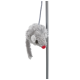 Grijze pluche muis speelgoed hangend aan een touw, met een rode neus en zwarte ogen, ontworpen voor katten spel.