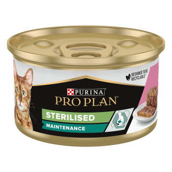 Une canette de nourriture pour chats Purina Pro Plan Stérilisé présentant un chat gris sur l'étiquette, avec un couvercle à languette et un accent vert.