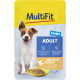 Hundefutterverpackung mit einem glücklichen Hund, beschriftet "MultiFit ADULT Ragout", hebt "Keine zugesetzten Zucker", "Getreidefrei" und "Mit Geflügel & Leber" hervor.