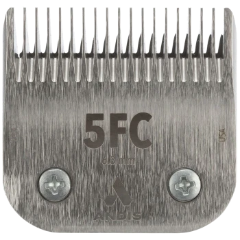 Andis 5FC Tierpflege-Clipschneiderklinge, aus rostfreiem Stahl mit einer Schnittlänge von 6,3 mm, mit einem Logo und Schraubendetails.