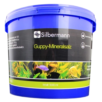 Blauer Behälter mit Silbermann Guppy-Mineralsalz, 5000 ml, mit bunten Fischen und Wasserpflanzen auf dem Etikett.