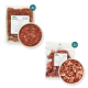 Rohes Haustierfutter in Paketen und Schalen mit gehacktem und gewürfeltem Fleisch, beschriftet mit "Rindermix" und "Wildfleischmix," die Mengen anzeigen.