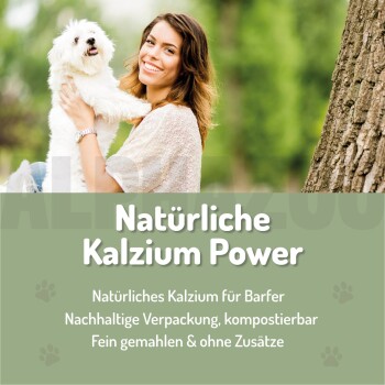 Verpackung des Produkts Natural Calcium Power, mit "ALPHAZOO Care Eierschalen" mit 36% Calcium, lokal produziert und umweltfreundlich.