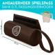 Braune Haustierspielzeugtasche mit einem Logo, Abmessungen 18 cm x 7 cm, und dem Text "ANDAUERNDER SPIELSPASS DANK 0.7L FASSUNGSVERMÖGEN".