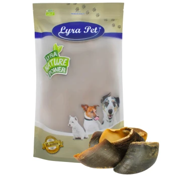 Lyra Pet Nature Power Haustierfutterverpackung mit einem beigen Beutel, der Bilder eines Hundes, einer Katze und eines Greyhounds sowie Schalen-Snacks zeigt.