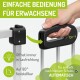 Haustier-Tor mit einer Hand am Griff. Merkmale: einfache Bedienung für Erwachsene, öffnet in Fahrtrichtung, verriegelt bei 90°, schließt automatisch mit einem Druck.