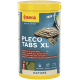 Behälter Sera Pleco Tabs XL Fischfutter mit Bild eines gestreiften Pleco-Fisches, 550g, ballaststoffreich, 20% Spirulina, haftet am Glas.